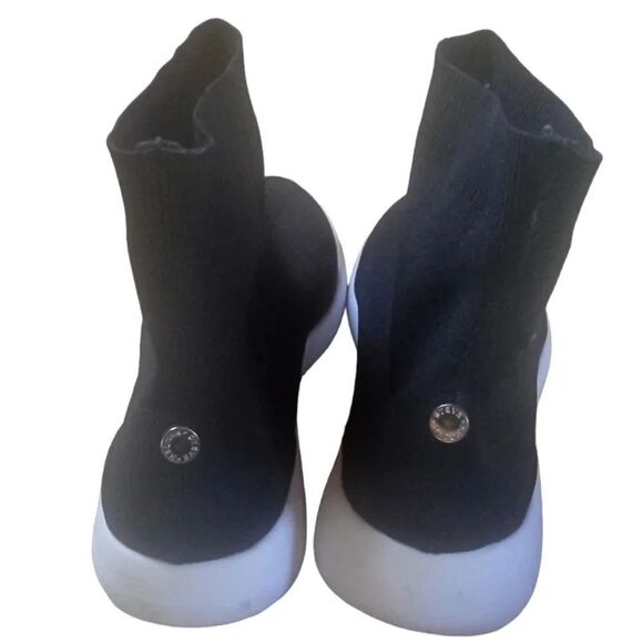 Steve Madden Womens Floral Embroidered Black Stretch Raya Sneakers Size 11 - Picture 2 of 7